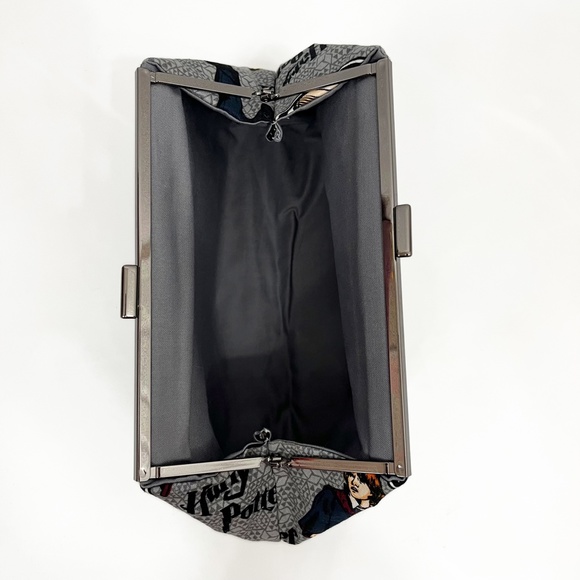 Harry Potter Print Fabric Clutch with Snap Closure - Picture 3 of 3